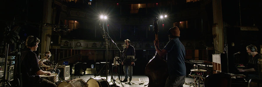 ‘FLYING DREAM 1’ SINGLE OUT NOW